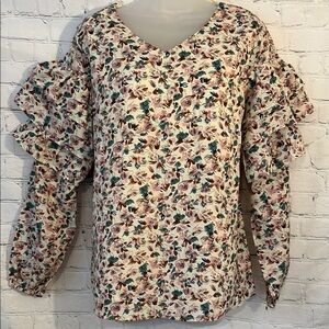 Hayden Los Angelos Floral Ruffle Sleeve Women's Top
